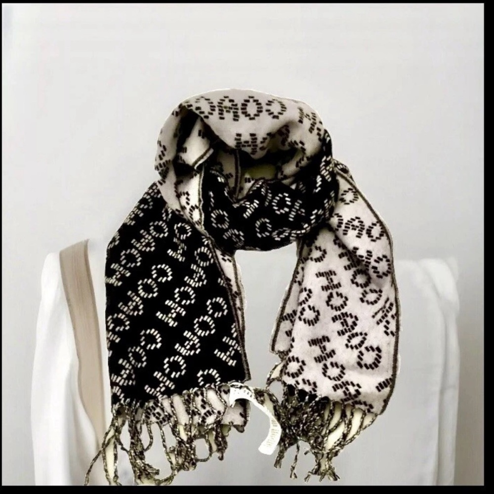 NWT COACH MERINO WOOL SIGNATURE SCARF Rectangle Double Sided Convertible